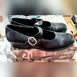 Women's Black Dress Shoes